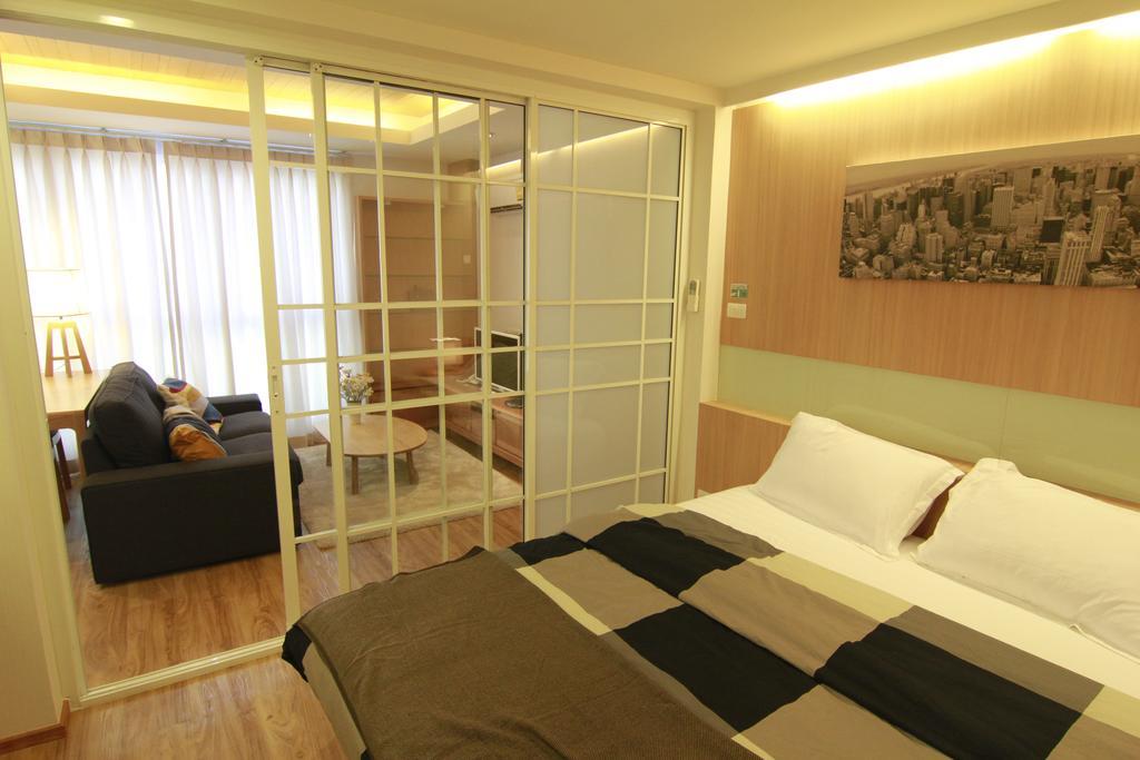 Bed and Breakfast S Bloc Saladaeng Bangkok Exterior foto